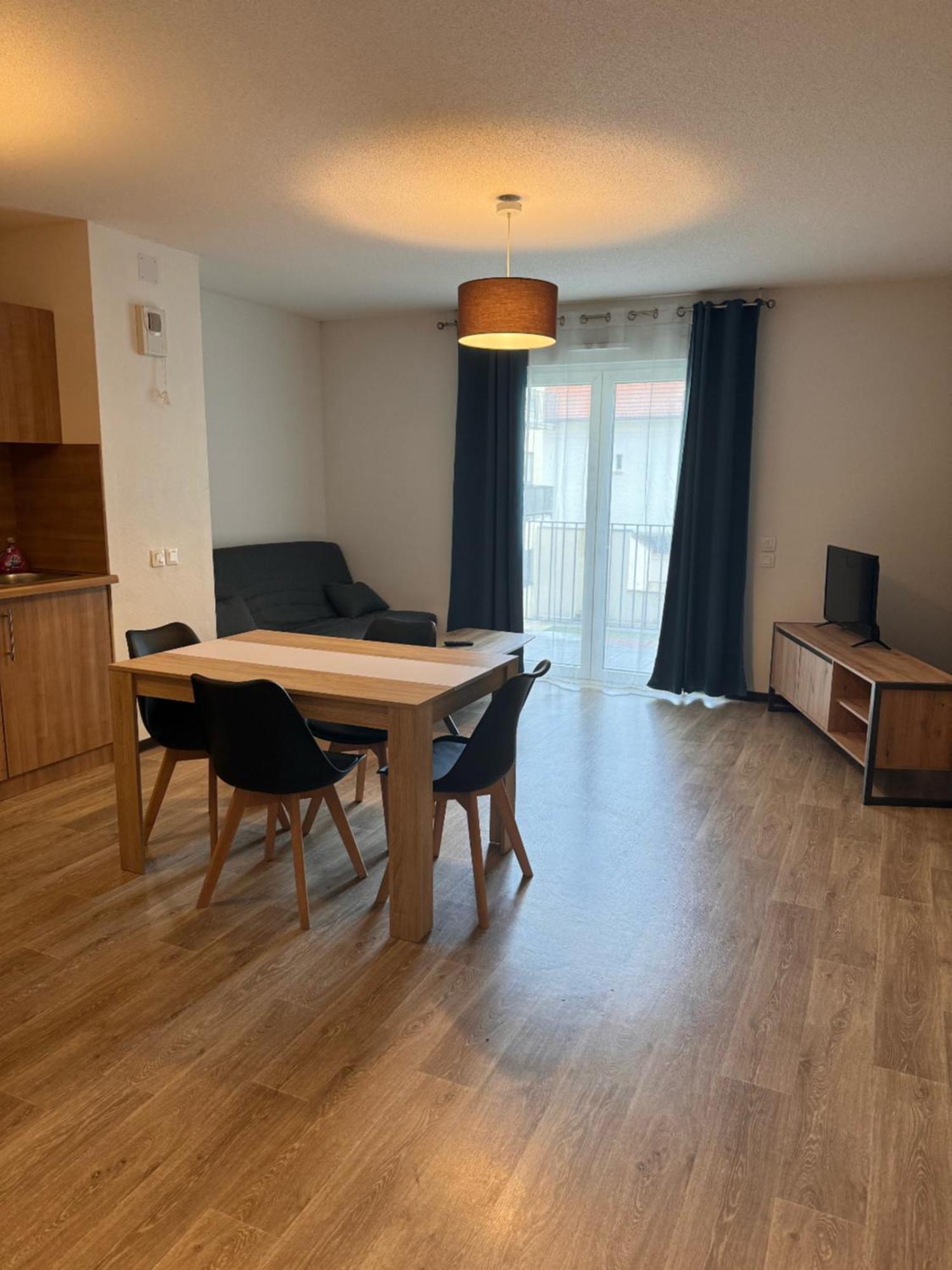 Kosy Appart'Hotel 7Eme Art Saint-Avold Dış mekan fotoğraf