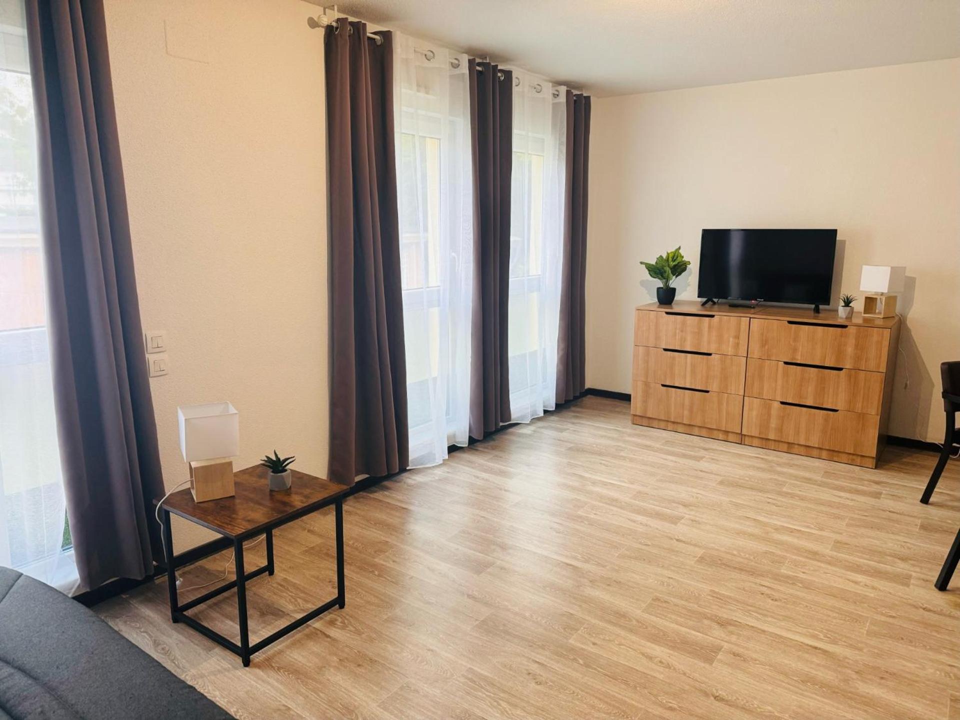Kosy Appart'Hotel 7Eme Art Saint-Avold Dış mekan fotoğraf